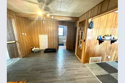 607 Main Street, Hartland, MN 56042 - Photo 9