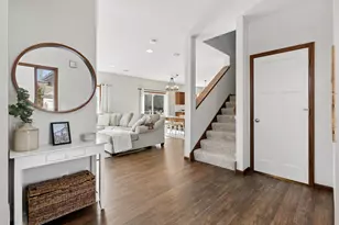 21421 Hytrail Cir, Lakeville, MN 55044 - Photo 5