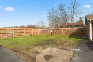 2269 11th Ave E, North Saint Paul, MN 55109 - Photo 5