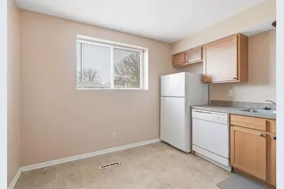 2269 11th Avenue E, North Saint Paul, MN 55109 - Photo 7