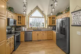 1003 Theresa Marie Dr, Elko New Market, MN 55054 - Photo 7