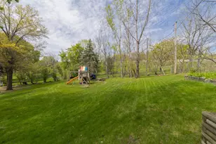 2220 Bossard Dr, Roseville, MN 55113 - Photo 39