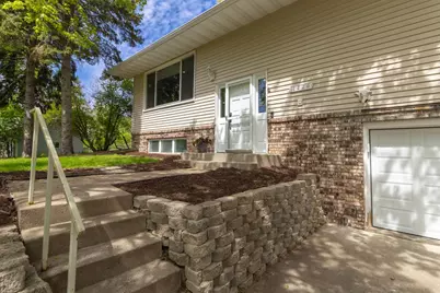 2220 Bossard Drive, Roseville, MN 55113 - Photo 3