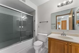 1425 W 28th St, Minneapolis, MN 55408 - Photo 25