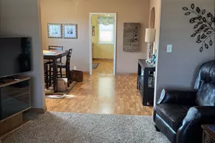 821 1st Ave W, Edgerton, MN 56128 - Photo 3