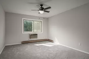 2007 E 122nd St, Burnsville, MN 55337 - Photo 11