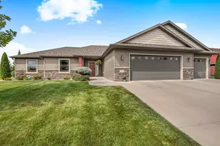 6625 Westwood Pkwy, Saint Cloud, MN 56303 - Photo 1