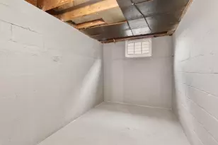 1008 3rd Ave NW, Austin, MN 55912 - Photo 25