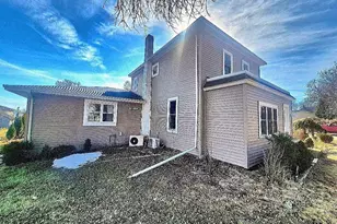 110 Mill St W, Winthrop, MN 55396 - Photo 27
