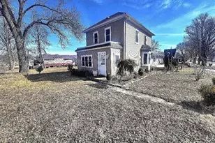 110 Mill St W, Winthrop, MN 55396 - Photo 25