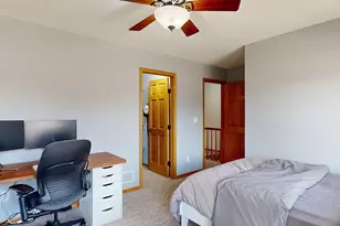 2413 Wilshire Ln NE, Rochester, MN 55906 - Photo 47