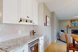 2413 Wilshire Ln NE, Rochester, MN 55906 - Photo 21