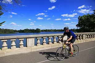 1425 W 28th St, Minneapolis, MN 55408 - Photo 25