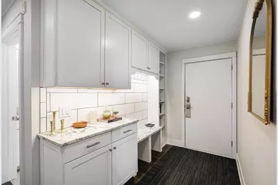 10511 Cedar Lake Road #212, Minnetonka, MN 55305 - Photo 9