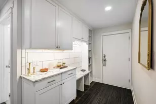 10511 Cedar Lake Rd, Minnetonka, MN 55305 - Photo 9