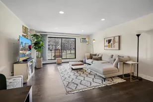 10511 Cedar Lake Rd, Minnetonka, MN 55305 - Photo 13