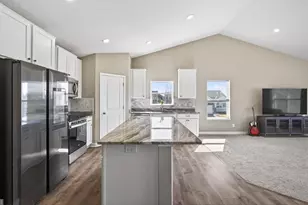 18099 Heirloom Ct, Lakeville, MN 55044 - Photo 7