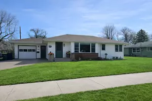 738 Center St, Tracy, MN 56175 - Photo 1
