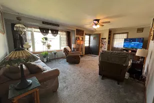 738 Center St, Tracy, MN 56175 - Photo 3