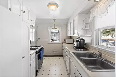 500 5th Avenue S, Hopkins, MN 55343 - Photo 7