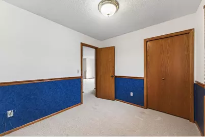 2199 Hallmark Avenue N, Oakdale, MN 55128 - Photo 15