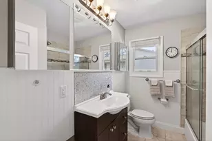 1609 Hillsboro Ave N, Golden Valley, MN 55427 - Photo 15