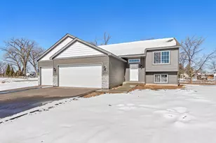 6610 Granby St, North Branch, MN 55056 - Photo 1