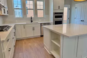 838 Woodlawn Ave, Saint Paul, MN 55116 - Photo 9