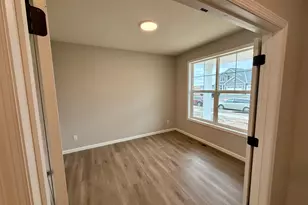 1642 Meadows Dr, East Bethel, MN 55011 - Photo 5