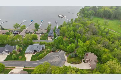210Xx Karoline Court N, Forest Lake, MN 55025 - Photo 33