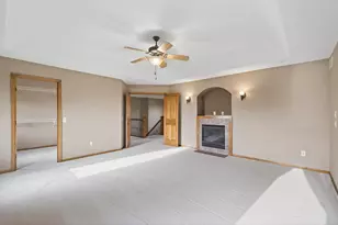 10803 Jersey Dr N, Brooklyn Park, MN 55445 - Photo 35