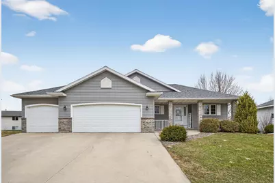 607 12th Avenue NE, Stewartville, MN 55976 - Photo 3