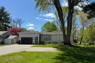 25835 Wildrose Ln, Excelsior, MN 55331 - Photo 21