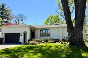 25835 Wildrose Ln, Excelsior, MN 55331 - Photo 19