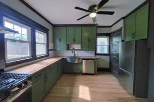 1006 Laurel Ave, Saint Paul, MN 55104 - Photo 5