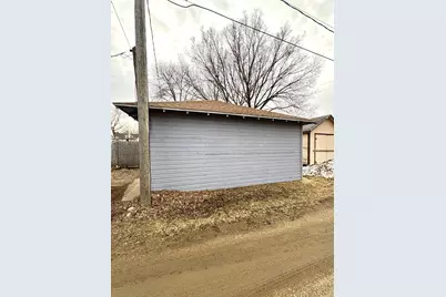 806 Ring Avenue N, Canby, MN 56220 - Photo 29