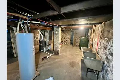 205 W Howard Street, Hibbing, MN 55746 - Photo 29