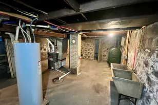 205 W Howard St, Hibbing, MN 55746 - Photo 29