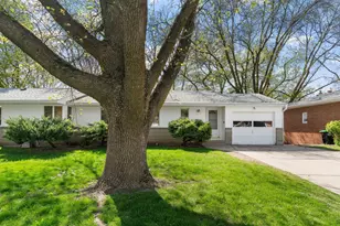 5208-5210 Grandview Ln, Edina, MN 55436 - Photo 3