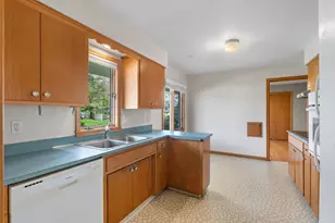 5208-5210 Grandview Ln, Edina, MN 55436 - Photo 15