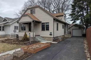 905 1st St NW, Rochester, MN 55901 - Photo 5