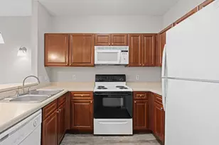 649 Old Hwy 8 NW, New Brighton, MN 55112 - Photo 11