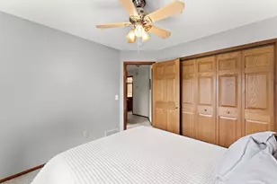 2358 Hilo Ave N, Oakdale, MN 55128 - Photo 19