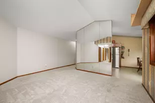 9805 Palm St NW, Coon Rapids, MN 55433 - Photo 9