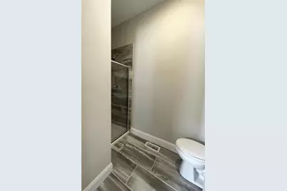 2720 Dupont Avenue S, Minneapolis, MN 55408 - Photo 9