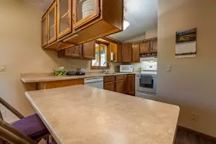 16796 220th St, Hutchinson, MN 55350 - Photo 9