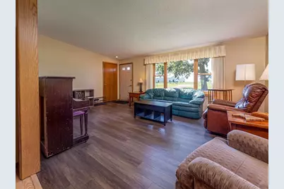 16796 220th Street, Hutchinson, MN 55350 - Photo 5