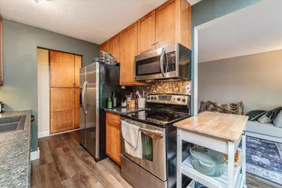 4524 Cedar Lake Road S #3, Saint Louis Park, MN 55416 - Photo 5