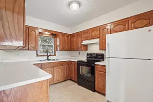 521 Spruce Ave N, Maple Lake, MN 55358 - Photo 3