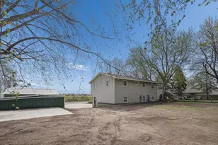 521 Spruce Ave N, Maple Lake, MN 55358 - Photo 35